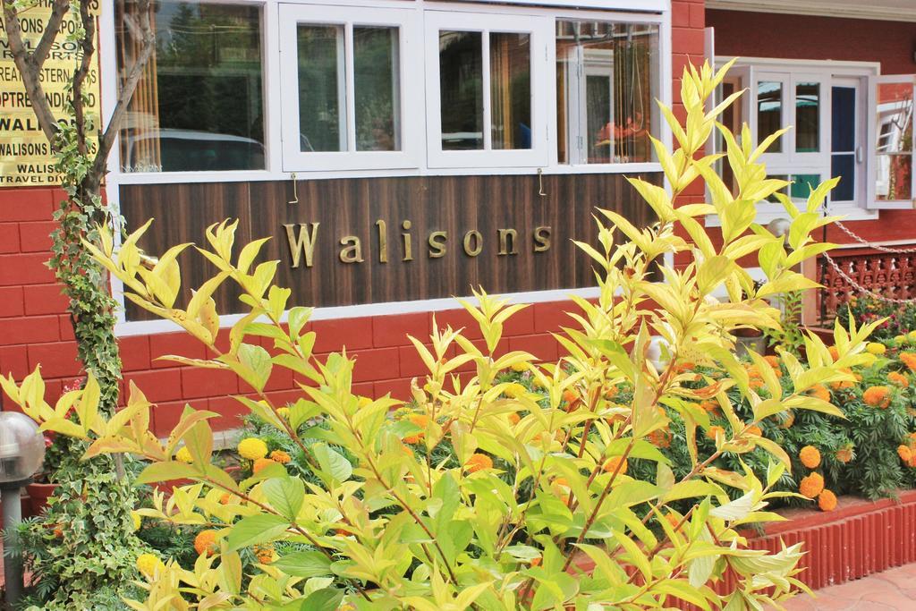 Walisons Hotel Srinagar  Exterior photo